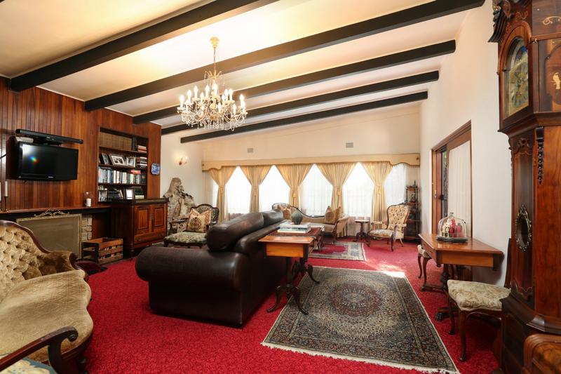 5 Bedroom Property for Sale in Mossel Bay Central Western Cape